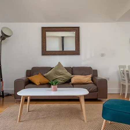 Modern, Well Placed House Walkable To Beach & Town Lyme Regis Exterior photo